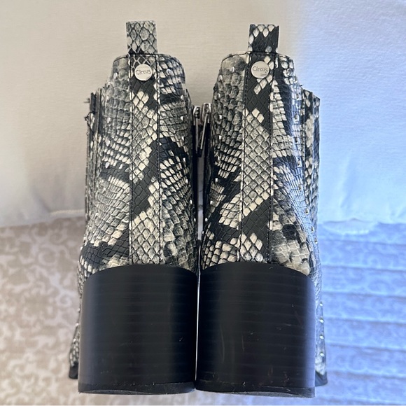 Circus By Sam Edelman Women's Jenna Fashion Boot - Python Snake Print - 9.5 - Picture 8 of 11